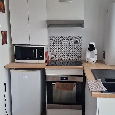Studio Renard Quartier Marais, Terrasse En Rez De Jardin, Matelas Confort Bourges Eksteriør billede